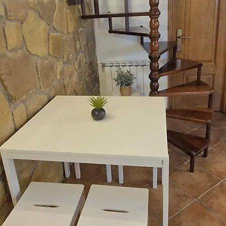 Duplex Con Parking Y Jardin Privado アパート